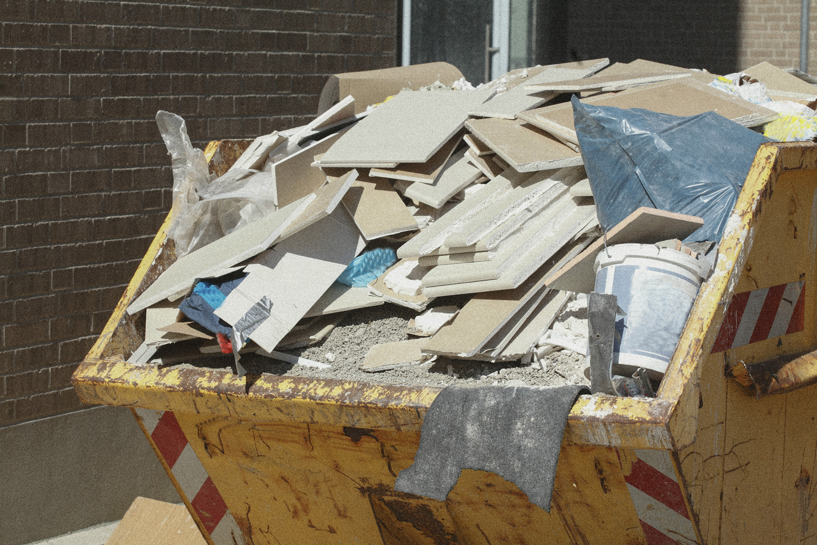 Kloovis Contenu Benne